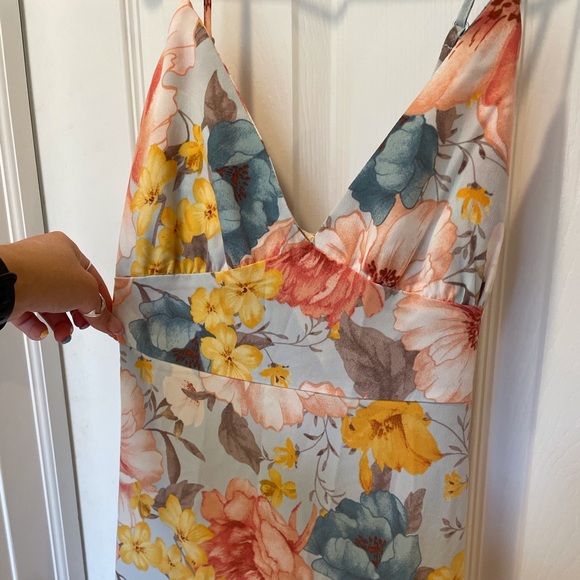 NWOT Forever21 Floral Dress - Picture 3 of 5